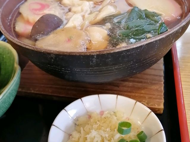 鍋焼きうどん_栄屋うどん泉水店