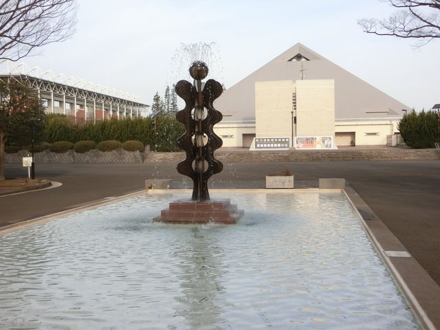 体育館と陸上競技場です。_大蔵運動公園