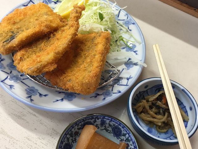 もうアジの虜!_はまべ中華そば