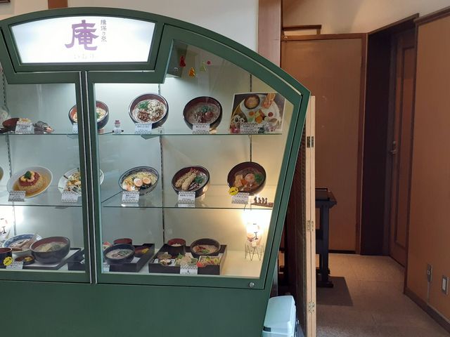 入口。どれにするか迷います_揖保乃糸 庵