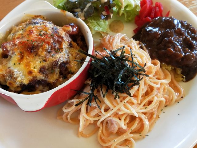 ワンプレートで3つの味が楽しめました♪美味しかった_ログレストラン童夢