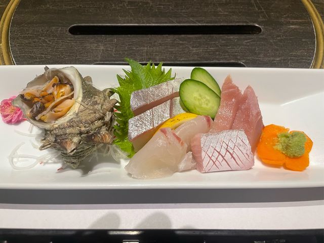 刺身盛り
具が厚い_十兵衛うどん