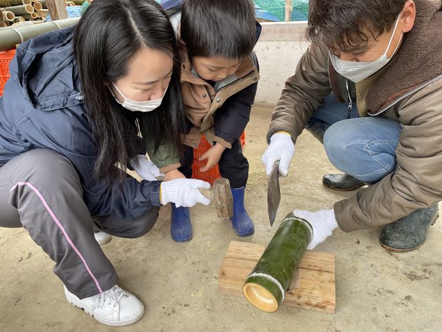 竹の節1つが思ったより大きい!飯盒用の竹筒を作ってるところ_ハラシモベース
