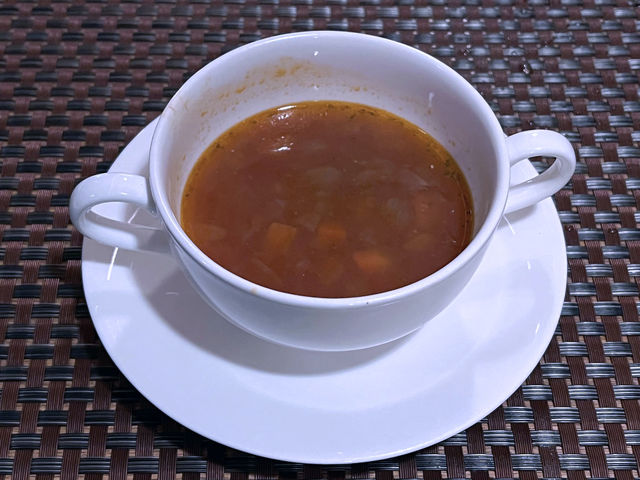 地元食材をふんだんに使った蜩の里洋食コース:本日の「野菜のスープ」_小谷流の里 ドギーズアイランド