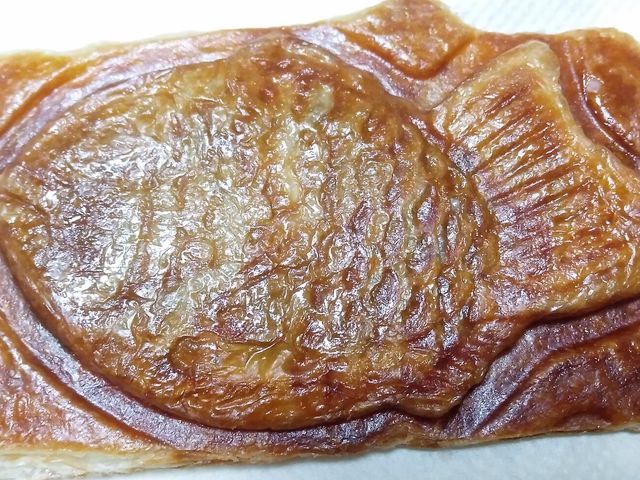 ク ロワッサン鯛焼き・260円_幸せの黄金鯛焼き 県立美術館前店