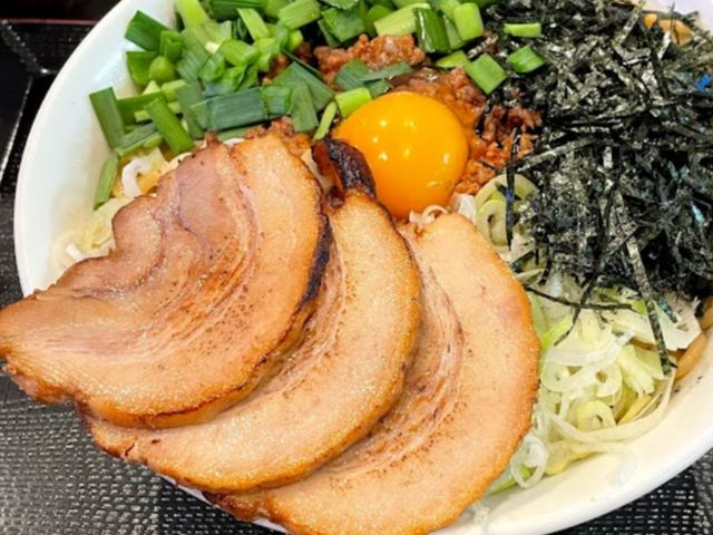ラーメン、まぜそば、餃子、_麺屋 松尾