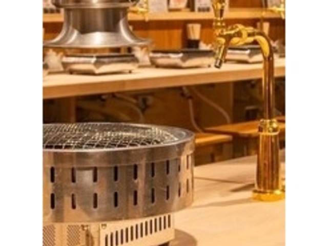 席のサーバーは使い勝手よかった_ときわ亭 池袋東口店