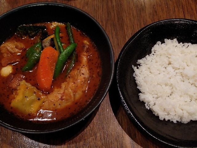 la viスペシャル〜オリジナルスープ仕立て〜・1,780円_スープカレーlavi 新千歳空港店