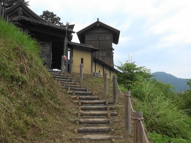 高根城址