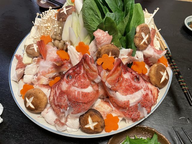 釣った魚を鍋で美味しく頂きました_糸満釣り船AQUA