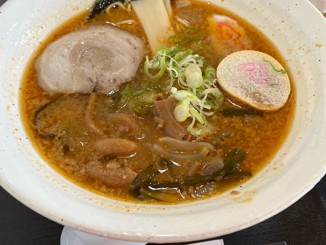 モツ煮込みラーメン_めん吉木野店