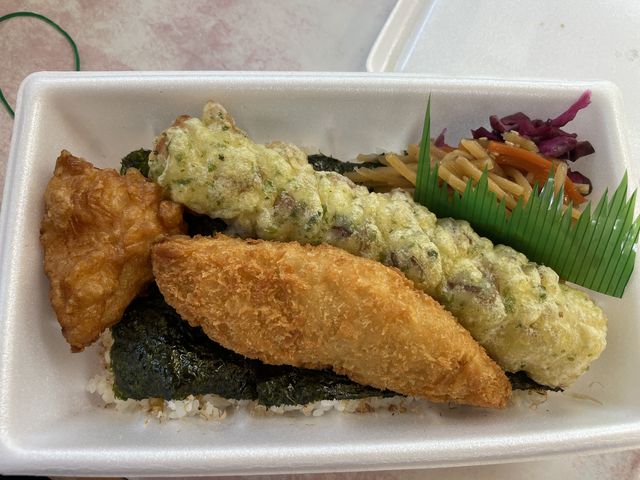 とてもシンプルで見た目の良い白身魚フライのり弁当_三芳PA (下り) ハイウェイショップ