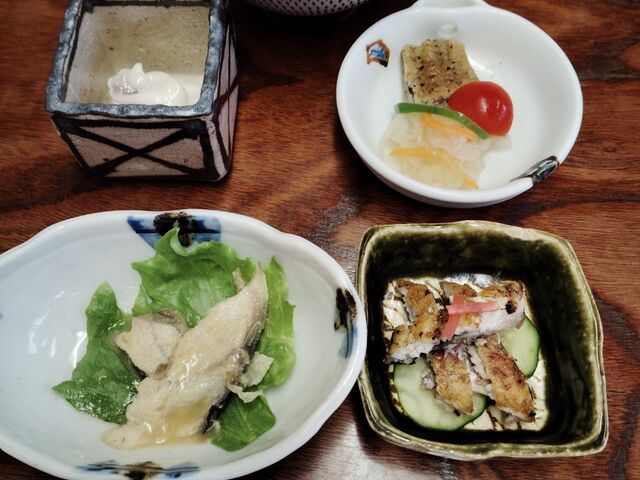 他に肝吸い付きでした。
有明漬け付です。_川よし