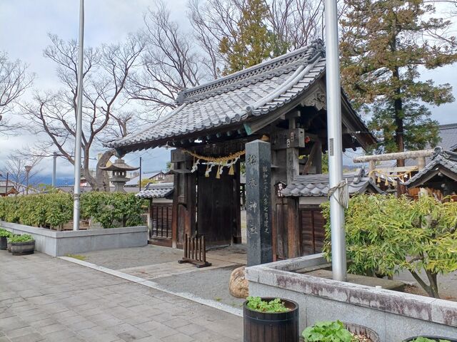 松本神社の門_松本神社