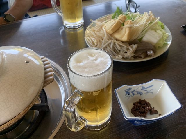 鍋の具材もたっぷり
ご飯もついてます。_天然温泉石道
