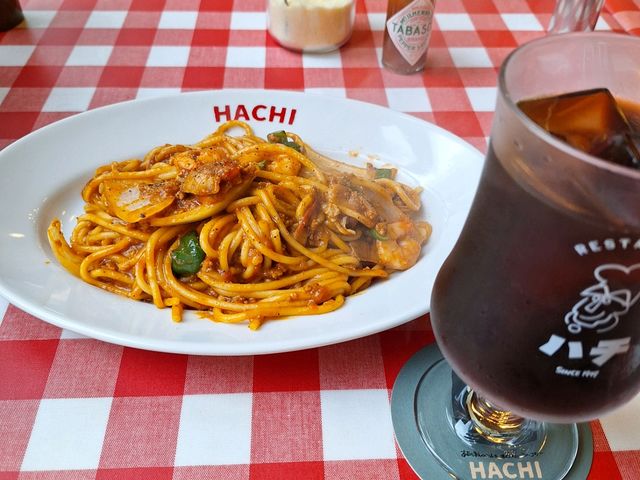ギンガムチェックのクロスが嬉しくなる_HACHI