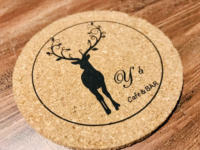 オシャレなデザインのコースター_Y's cafe&bar
