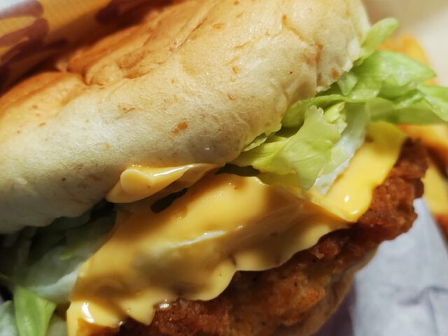 マックのハンバーガー_マクドナルド梅島駅前店