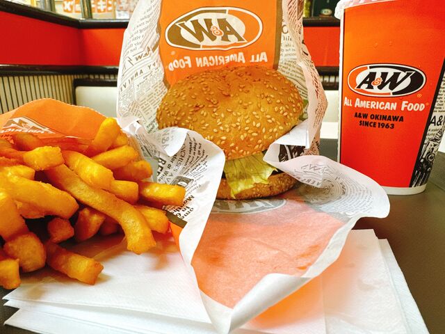 一番人気のハンバーガーだった気がする_A&W 石垣店