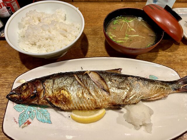 焼き魚定食〜にしんを選びました。
焼き加減がちょうど良くホカホカご飯と魚の味噌汁で更に美味しさ倍増!_おおはし