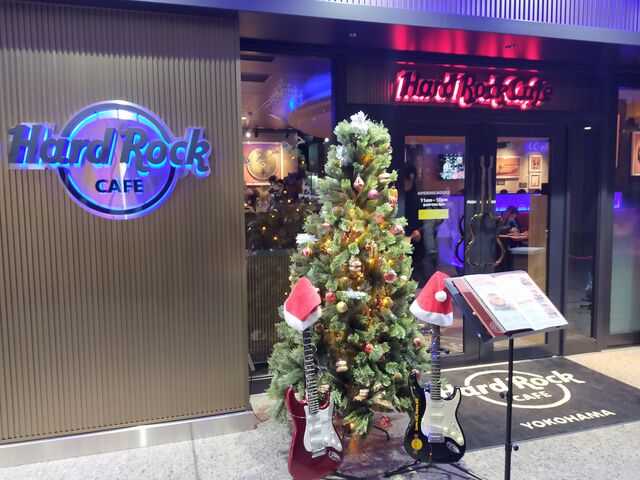 グッズショップに隣接するハードロックカフェ横浜_ハードロックカフェ横浜ショップ