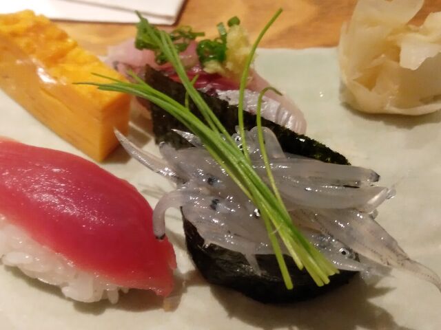 お寿司_造りの山葵