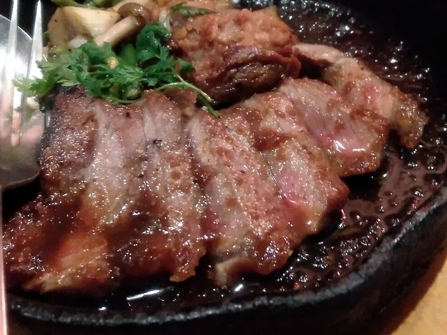 牛ロースのChinois ステーキ・1,600円_シノワバル リノシヨ Rinoshiyo