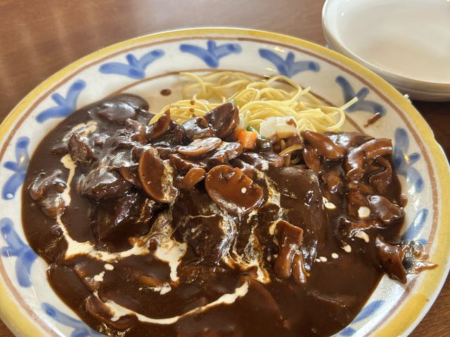 タンシチュー_レストラン「ろかーれ」