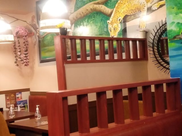 店内_インド料理 マーヒル
