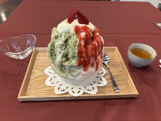 苺と抹茶のハーフです。_キングアンバサダーホテル熊谷