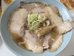 トッスィーさんの手打ラーメン 万里への投稿写真1