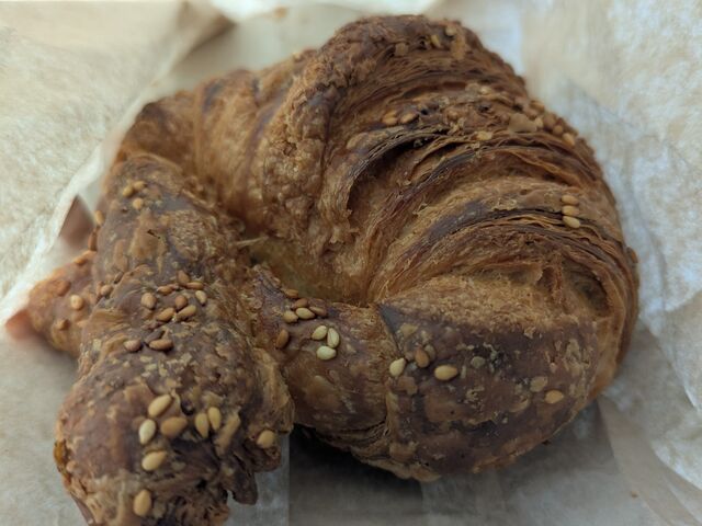 プレッツェルクロワッサン_THE CITY BAKERY 仙台読売青葉テラス