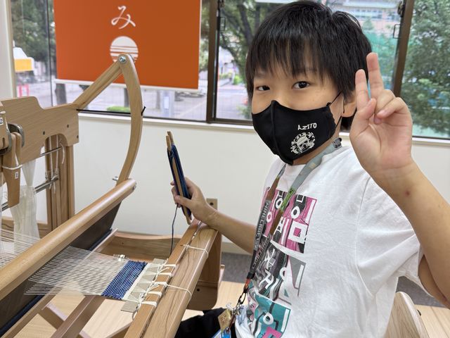 初めての公園前店です_手織り体験 おりなみ 浅草公園前店