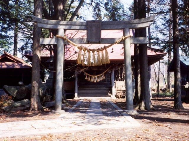 巻堀神社の写真1