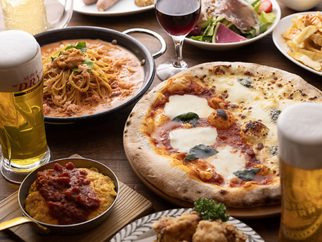 窯焼きピッツア&グリル The Britania ザ ブリタニアの写真1