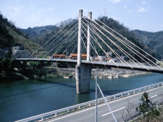 高梨大橋