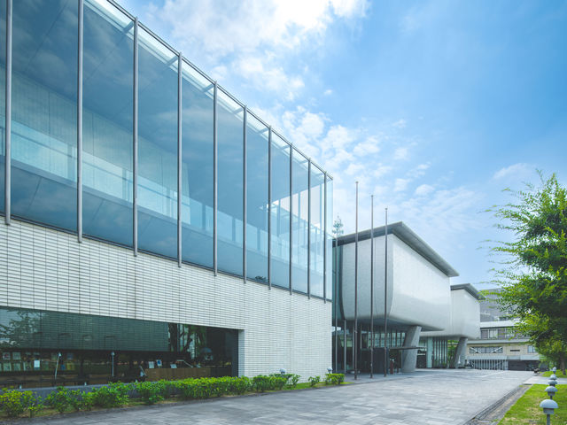 愛媛県美術館の写真1