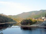 久賀ダム(ジャイアンツ田んぼ)の写真1