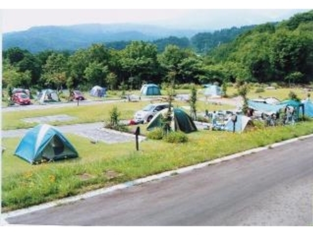 月山弓張平オートキャンプ場の写真1