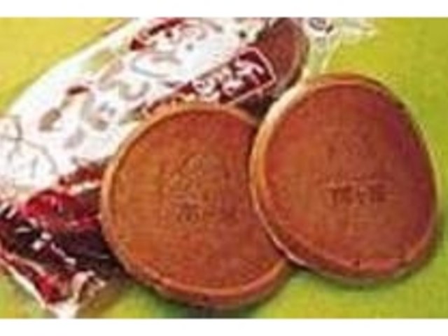 せんべいは県の観光土産品に指定されている_桐山せんべい本舗