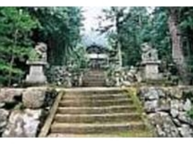 円空佛のすぐ隣には「白山神社」がある_清峯寺