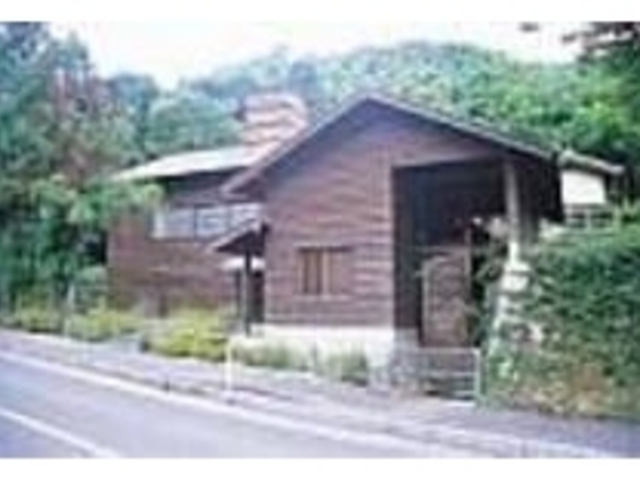 水車の構造は内部から見ることができる_たたら角炉伝承館