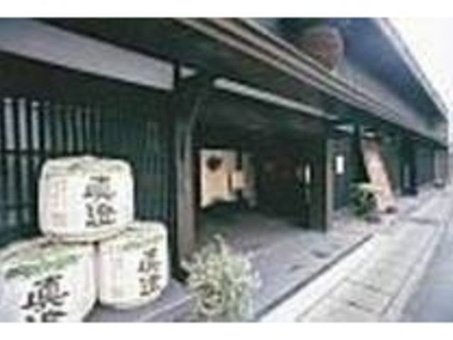 家族や友人と語らう食卓を願って造られた店_宮坂醸造 セラ真澄