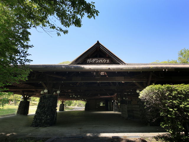 屋外ガーデンハウスではBBQをお楽しみいただけます*営業夏期のみ_紀州鉄道軽井沢ホテル