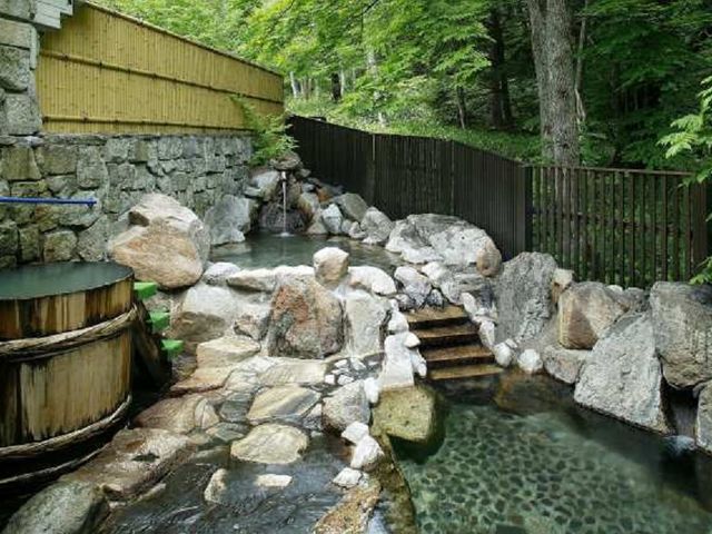 梓の湯 露天風呂_上高地温泉ホテル