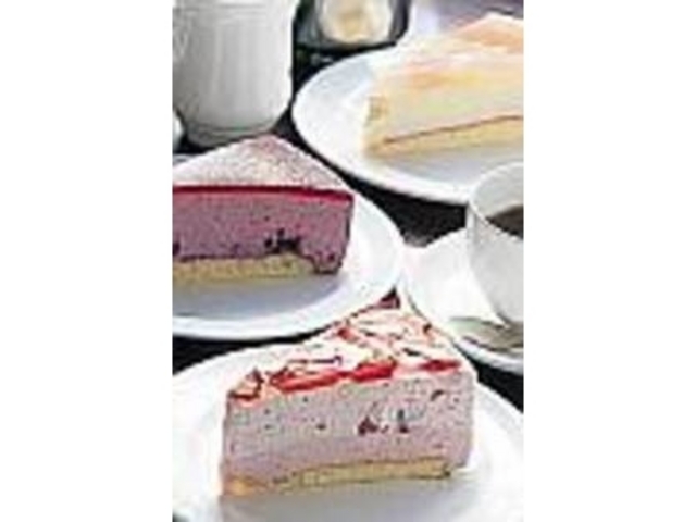 人気のケーキは早めにゲットしよう_五千尺ホテル上高地