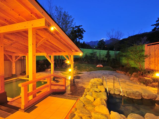日本百名山「常念岳」を望む天然ラドン温泉で至福のひとときを…_ほりでーゆ〜四季の郷