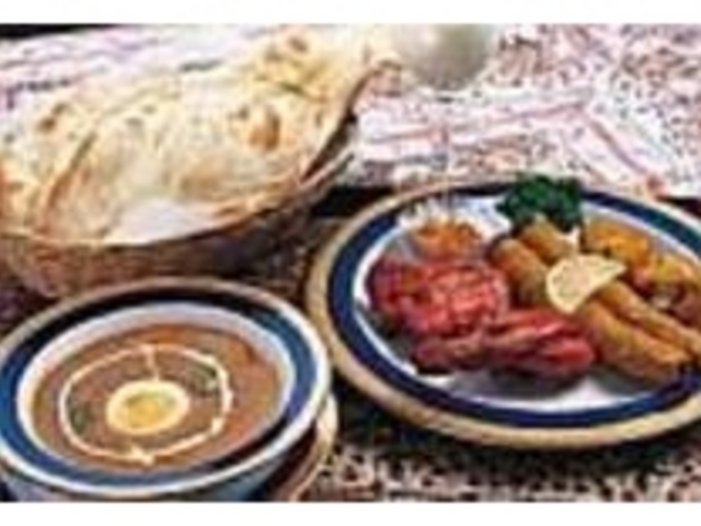 食べやすいようにアレンジされたカレー_インディモモ