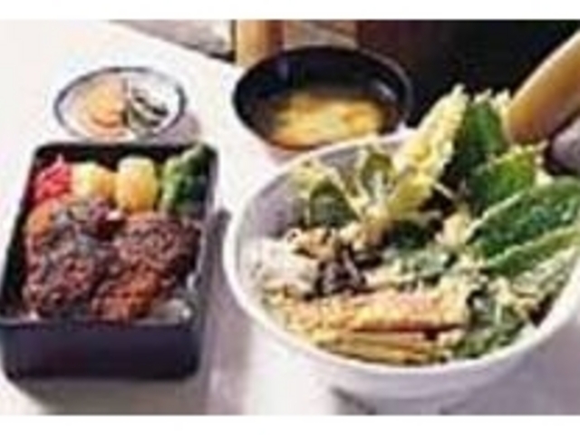 『カツ重』、『山菜天ぷらそば』はオススメ_200°カフェ