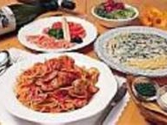 トラットリア ピッコラーナの写真1